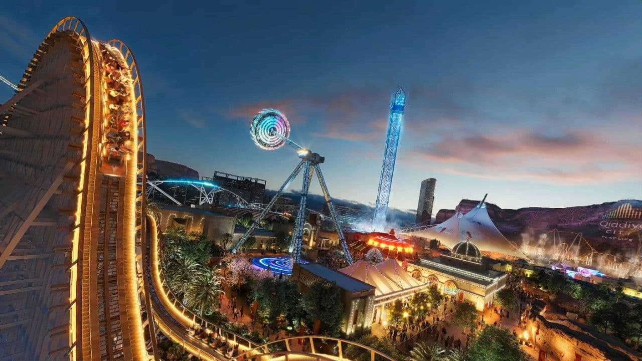 Qiddiya: 2-Night 5-Star + Aquarabia & Six Flags (5 Pax)